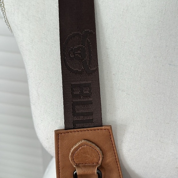 Bull Captain genuine leather caramel sling bag w/tons of pockets, adjustable - Picture 4 of 9